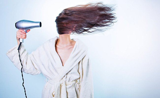 Amazon Great Indian Festival: Best-Selling Hair Styling Tools At Up To 50% Off