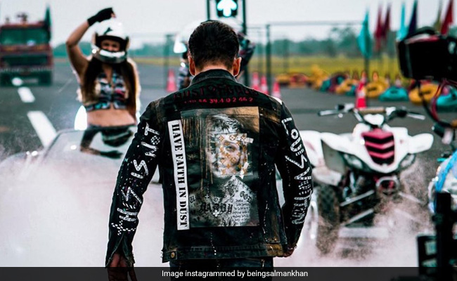 On The Sets Of <i>Radhe</i>: Salman Khan "Feels Good" To Be Back After 6 Months