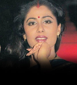On Smita Patil's Birth Anniversary, Raj Babbar Shares A Throwback Pic