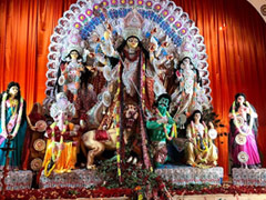 Puja Organisers Seek Review Of 'Pandals No-Entry Zones' Order