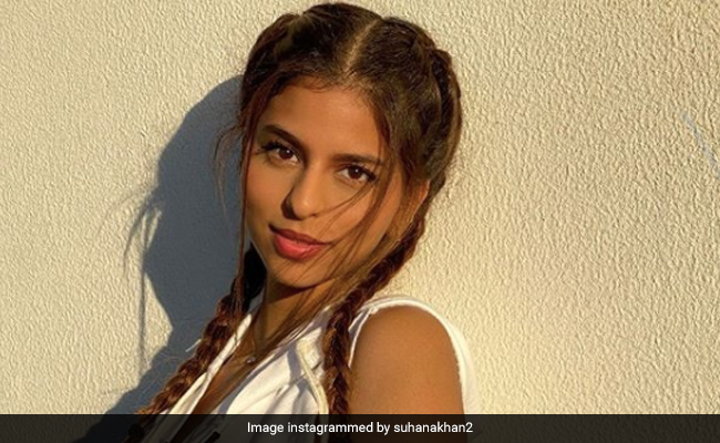 Suhana Khan's Cool Braids And Hoodie Vest Are The Definition Of Sporty Chic