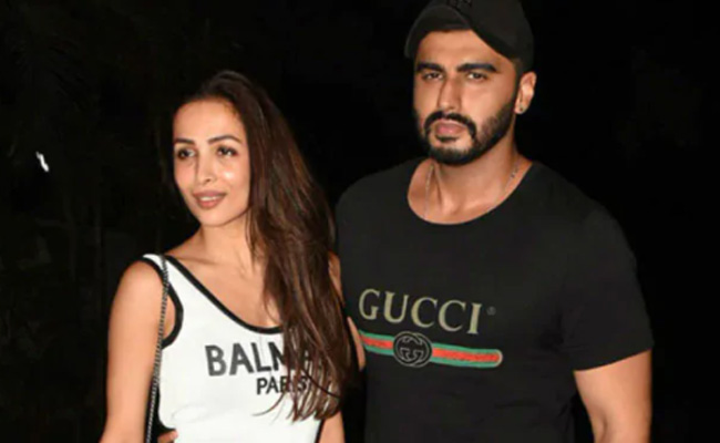 Malaika Arora के जन्मदिन पर Photo शेयर कर अर्जुन कपूर ने यूं दी बधाई, इस अंदाज में नजर आईं एक्ट्रेस
