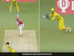 IPL 2020: चतुर-चालाक MS Dhoni ने हवा में उड़कर पकड़ा हैरतअंगेज़ कैच, देखते रह गए केएल राहुल - देखें Video IPL 2020: चतुर-चालाक MS Dhoni ने हवा में उड़कर पकड़ा हैरतअंगेज़ कैच, देखते रह गए केएल राहुल - देखें Video