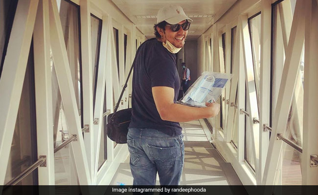 Randeep Hooda's "Long Time Dream" Came True On His "First Outing After Lockdown." Video Inside