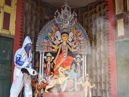 Court's Bengal Pandals 'No-Entry' Order Partially Eased. What's Allowed Court's Bengal Pandals 'No-Entry' Order Partially Eased. What's Allowed