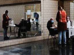 US Reports Highest Number Of New COVID-19 Cases In Past Two Days US Reports Highest Number Of New COVID-19 Cases In Past Two Days