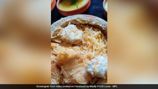 Viral: Biryani With <i>'Rosogolla'</i> - Another Bizarre Food Experiment Rattles Internet