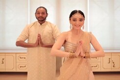 Melvin Louis And Sandeepa Dhar Perform On The Banega Swasth India Anthem Melvin Louis And Sandeepa Dhar Perform On The Banega Swasth India Anthem