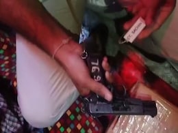 Delhi Cop Kidnapped, Stripped Over Argument With Bus Staff, 2 Arrested Delhi Cop Kidnapped, Stripped Over Argument With Bus Staff, 2 Arrested
