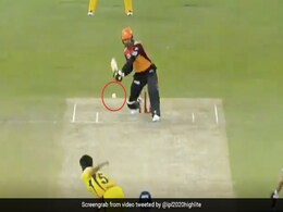 IPL 2020: एमएस धोनी की तरह हेलीकॉप्टर शॉट मार रहे थे राशिद खान, स्टम्प्स पर ही दे मारा पैर - देखें Video IPL 2020: एमएस धोनी की तरह हेलीकॉप्टर शॉट मार रहे थे राशिद खान, स्टम्प्स पर ही दे मारा पैर - देखें Video