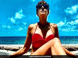 मंदिरा बेदी मालदीव में एंजॉय करती आईं नजर, Photos में दिखा एक्ट्रेस का यह अंदाज मंदिरा बेदी मालदीव में एंजॉय करती आईं नजर, Photos में दिखा एक्ट्रेस का यह अंदाज