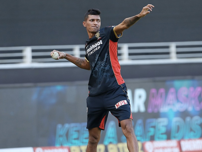 IPL 2020, RCB vs CSK: Royal Challengers Bangalore Physiotherapist Unsure About Injured Navdeep Saini's Return Date