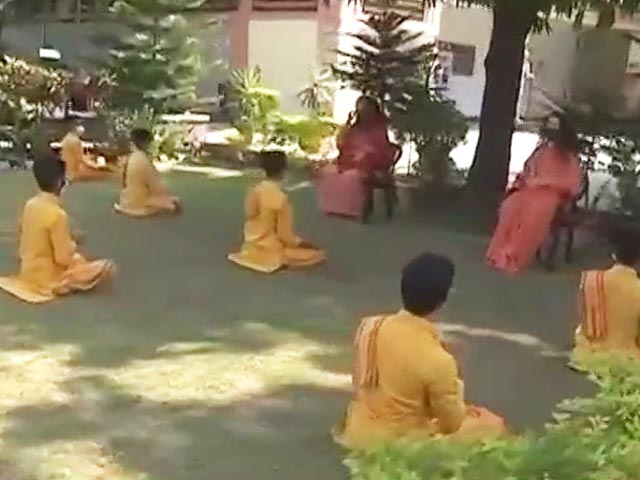 Rishikesh's 80-Year-Old Ashram Leads The Way In Implementing COVID-19 Protocols