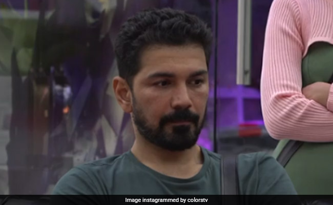 <I>Bigg Boss 14</i> Written Update October 7, 2020:  Abhinav Shukla Picks Immunity Over Wife Rubina Dilaik