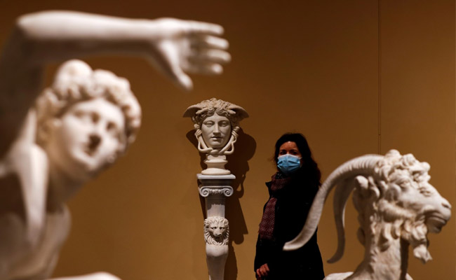Ancient Statues Emerge From The Shadows In Blockbuster Rome Show