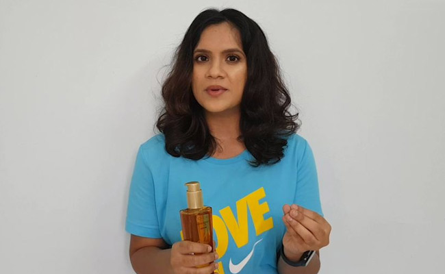 I Tried This Oil-Enriched Multipurpose Hair Serum To Tame Frizz, Protect From Heat And More