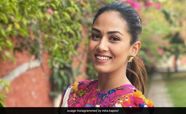 Whatever Be The Season, Mira Rajput Keeps It Bright And Cheery In A Colourful Tunic