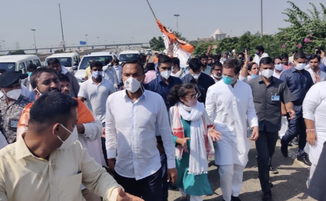 Hathras Case Live Updates: Rahul Gandhi, Sister Priyanka Released From Detention By UP Police