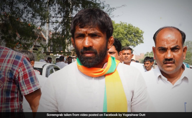 BJP's Yogeshwar Dutt Trailing In Baroda Assembly Seat In Haryana