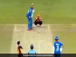 IPL 2020: राशिद खान की गुगली में उलझे हेटमायर, विकेट उड़ने के बाद ऐसे देखने लगे पिच - देखें Video IPL 2020: राशिद खान की गुगली में उलझे हेटमायर, विकेट उड़ने के बाद ऐसे देखने लगे पिच - देखें Video