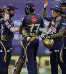 Fan Asks Shah Rukh Khan If KKR Will Win IPL, Bollywood Star Responds Fan Asks Shah Rukh Khan If KKR Will Win IPL, Bollywood Star Responds