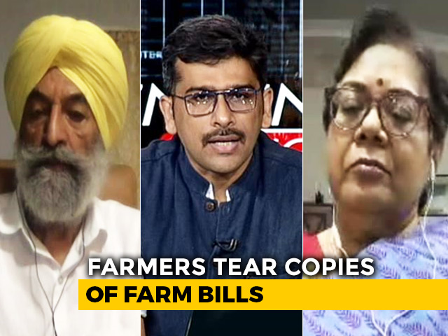 Protesting Farmers Leave Meeting Over Minister's Absence