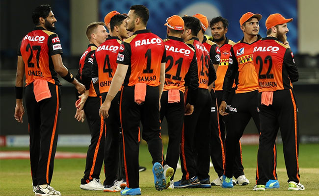 CSK vs SRH : धोनी के धुरंधरों पर भारी पड़ी सनराइजर्स की &lsquo;युवा ब्रिगेड&rsquo;, 7 रन से हासिल की जीत