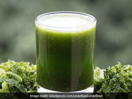 इस हरी सब्जी का जूस रोज एक गिलास पी लीजिए, स्किन करेगी ग्लो और वजन होगा कम इस हरी सब्जी का जूस रोज एक गिलास पी लीजिए, स्किन करेगी ग्लो और वजन होगा कम