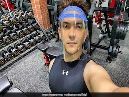 Aditya Narayan जूझ रहे हैं आर्थिक तंगी से, बताया- एकाउंट में बचे हैं सिर्फ 18 हजार रुपये... Aditya Narayan जूझ रहे हैं आर्थिक तंगी से, बताया- एकाउंट में बचे हैं सिर्फ 18 हजार रुपये...