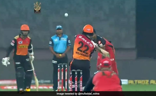 RCB vs SRH: अंपायर ने नहीं दिया 'नो बॉल', भड़क उठे क्रिकेट के दिग्गज, युवराज बोले- विश्वास नहीं हो रहा..'