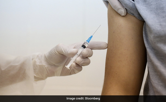 UK Considers Infecting People With Covid To Aid Vaccine Efforts