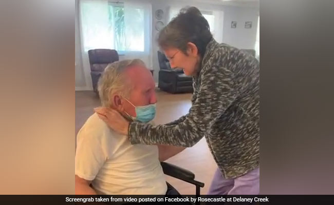 Elderly Couple Reunites After 7 Months Apart In Pandemic. Keep Tissues Handy