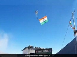 IAF Sets New Record Of Highest Skydive Landing At Khardungla Pass In Leh IAF Sets New Record Of Highest Skydive Landing At Khardungla Pass In Leh