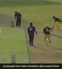 Watch: Batsmen Find Unique Way To Steal 2 Runs After 'Keeper Gets Ball Watch: Batsmen Find Unique Way To Steal 2 Runs After 'Keeper Gets Ball