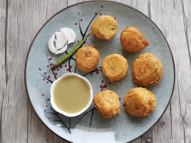 How To Make Batata Vada | Easy Batata Vada Recipe Video