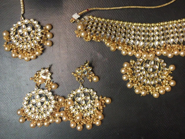 Fashion Review: Sukkhi Kundan Choker Wedding Jewellery Set