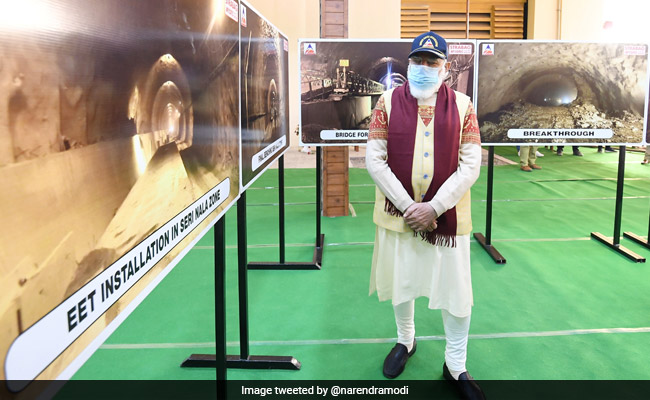 "वो सिर्फ फाइलें पलटते रहे" PM ने कांग्रेस पर रक्षा परियोजनाओं को नजरअंदाज करने का लगाया आरोप