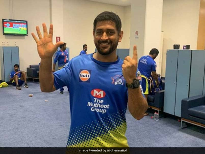 IPL 2020: MS Dhoni, Chennai Super Kings Celebrate Six Million Twitter Followers IPL 2020: MS Dhoni, Chennai Super Kings Celebrate Six Million Twitter Followers
