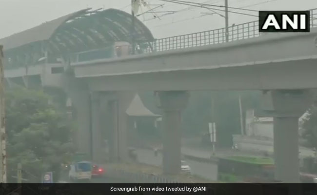 Delhi's Air Quality Borders "Severe" Category Amid Spike In Farm Fires In Punjab