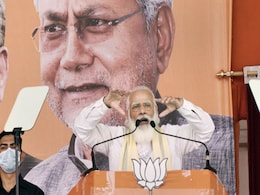 "Opposition Wants Article 370 Back, Dares To Seek Votes In Bihar": PM "Opposition Wants Article 370 Back, Dares To Seek Votes In Bihar": PM