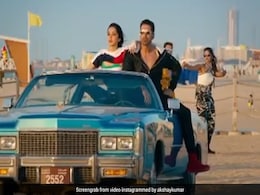 'लक्ष्मी बम' के गाने 'बुर्ज खलीफा' का टीजर रिलीज, इस अंदाज में दिखे अक्षय और कियारा- देखें Video 'लक्ष्मी बम' के गाने 'बुर्ज खलीफा' का टीजर रिलीज, इस अंदाज में दिखे अक्षय और कियारा- देखें Video