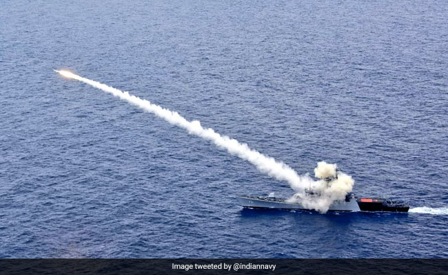 भारतीय नौसेना के युद्धपोत से दागी गई एंटी शिप मिसाइल, बंगाल की खाड़ी में लगाया सटीक निशाना