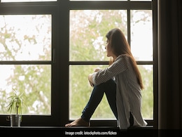 World Mental Health Day 2021: टेंशन और स्ट्रेस को न होने दें खुद पर हावी इन 6 आसान तरीकों से रखें कोसों दूर World Mental Health Day 2021: टेंशन और स्ट्रेस को न होने दें खुद पर हावी इन 6 आसान तरीकों से रखें कोसों दूर