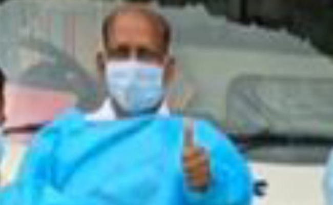 कई COVID मरीज़ों व शवों की सेवा करने वाले योद्धा आरिफ खान कोरोना से हारे जंग