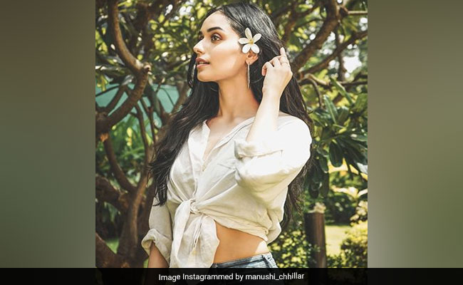 When All Else Fails, Go The Classic Style Route Like Manushi Chhillar