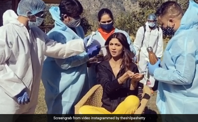 Sanitise, Camera, Action: Shilpa Shetty's "New Normal" On The Sets Of  <i>Hungama 2</i>