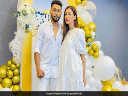 Gauahar Khan ने जैद दरबार से उम्र में बड़ी होने पर दिया जवाब, बोलीं- हमारे रिश्ते में उम्र के कोई मायने नहीं... Gauahar Khan ने जैद दरबार से उम्र में बड़ी होने पर दिया जवाब, बोलीं- हमारे रिश्ते में उम्र के कोई मायने नहीं...