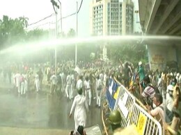 No Chemicals Used In Water Cannons: Bengal BJP On "<i>Nabbano Cholo</i>" Agitation No Chemicals Used In Water Cannons: Bengal BJP On "<i>Nabbano Cholo</i>" Agitation