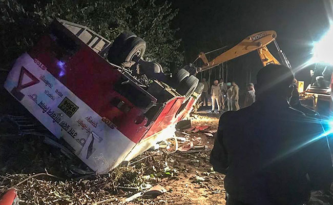 9 Dead, Over 30 Injured In Accident Between SUV And Bus In UP's Pilibhit District