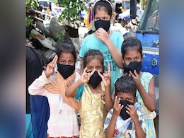 बिना लक्षणों वाले मरीजों से संक्रमण फैलने से रोकना है तो बड़े पैमाने पर जांच को बनाएं बड़ा हथियार बिना लक्षणों वाले मरीजों से संक्रमण फैलने से रोकना है तो बड़े पैमाने पर जांच को बनाएं बड़ा हथियार